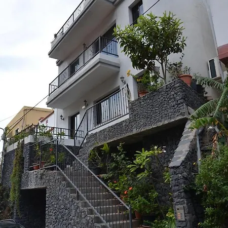 Casa Yaiza Atico 公寓